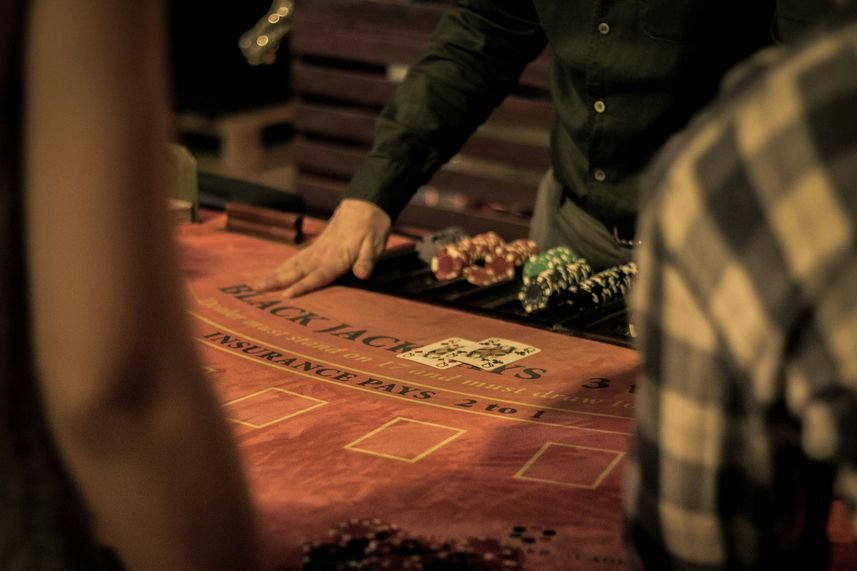 Plinko Live Casino: The Thrill of the Game, Streamed Live